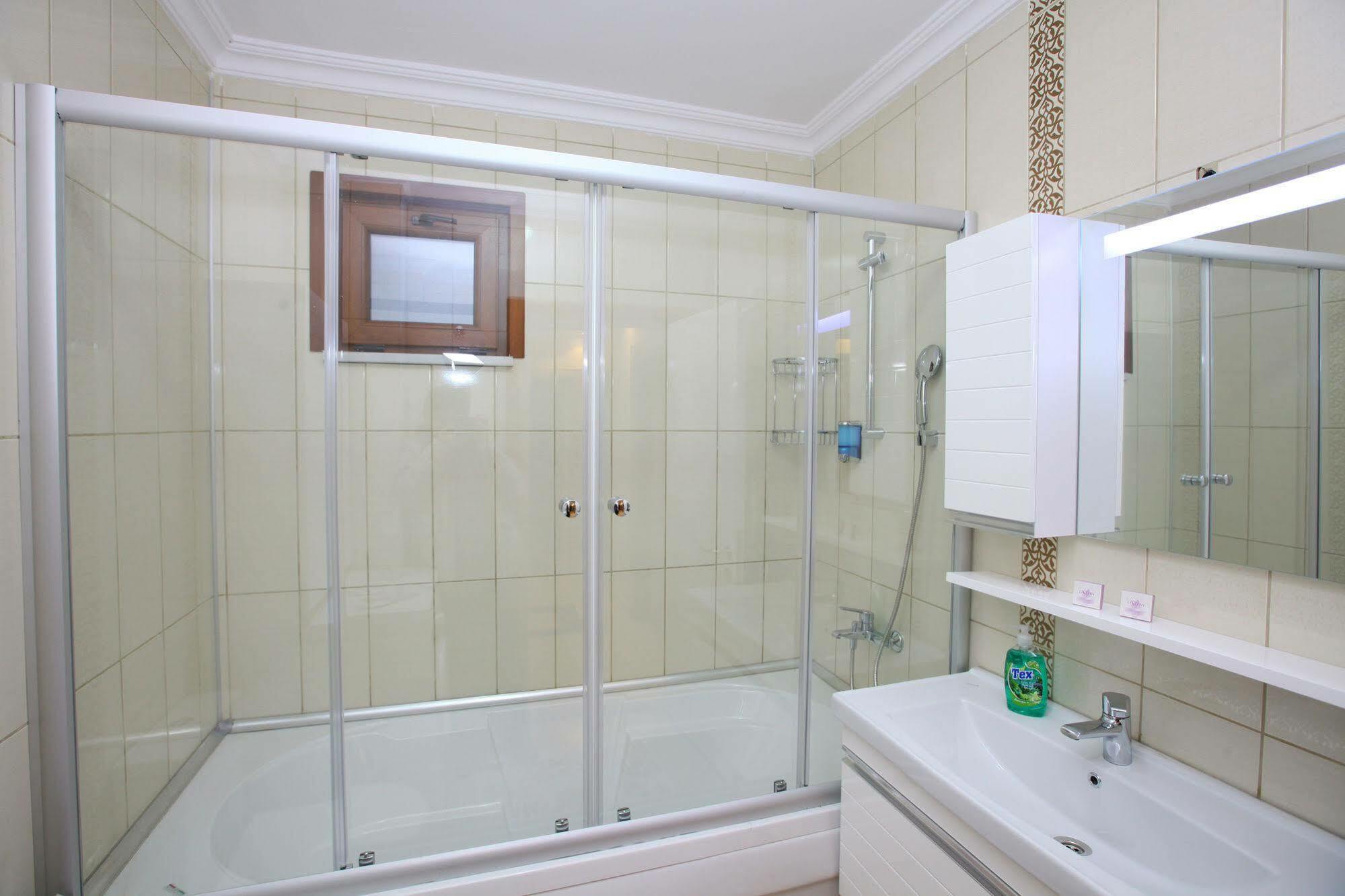 Ugur Termal Residence Luaran gambar